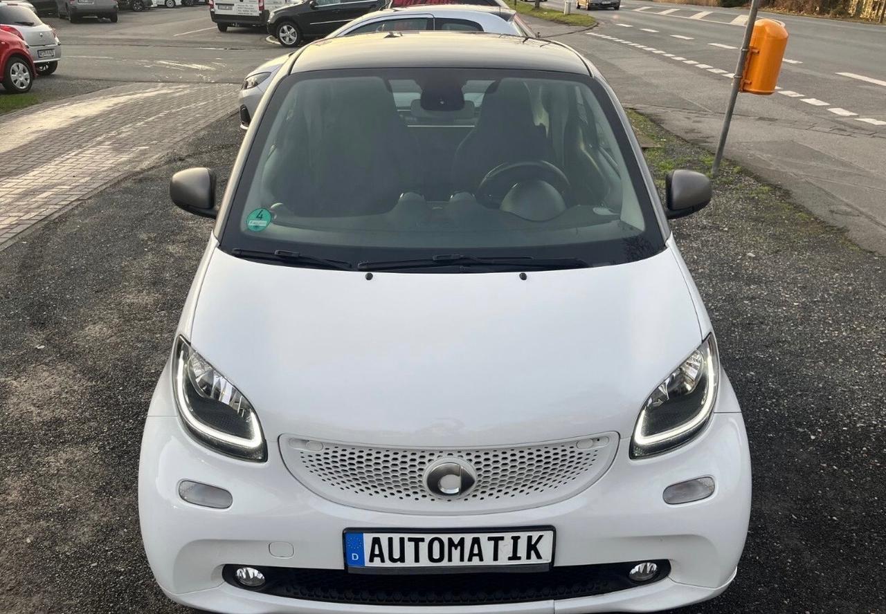 Smart ForTwo 1.0 71cv Coupe Clima cambio Auto