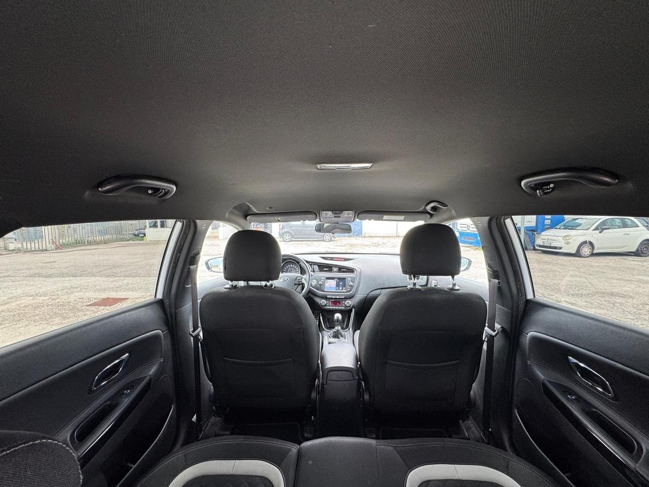 Kia Ceed cee'd 1.6 CRDi 110 CV 5 porte GT - LINE