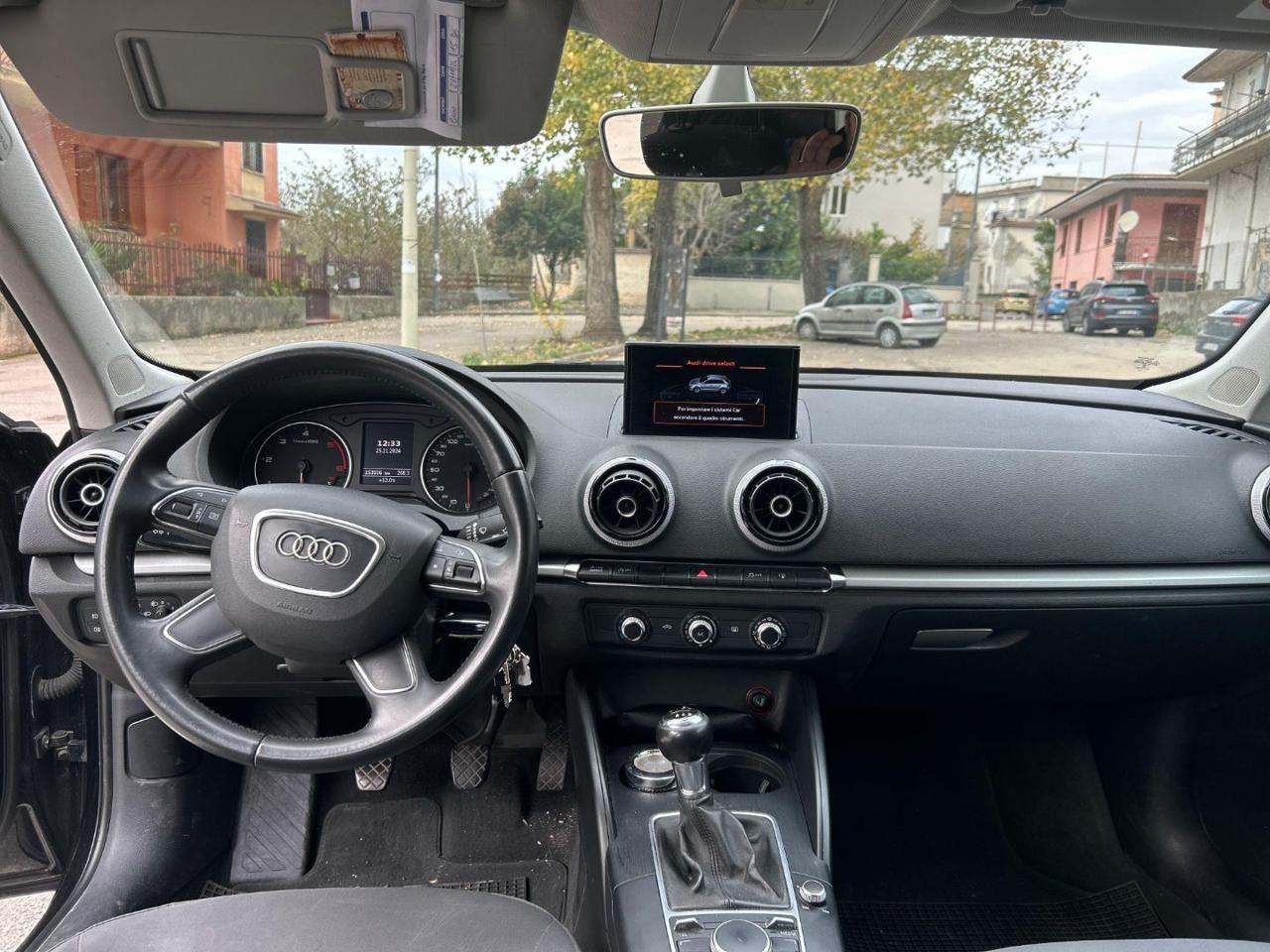 Audi A3 SPB 1.6 TDI S LINE