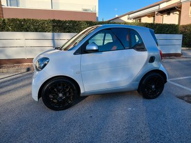 Smart ForTwo 70 1.0 Edition cambio manuale tua a € 193 mese