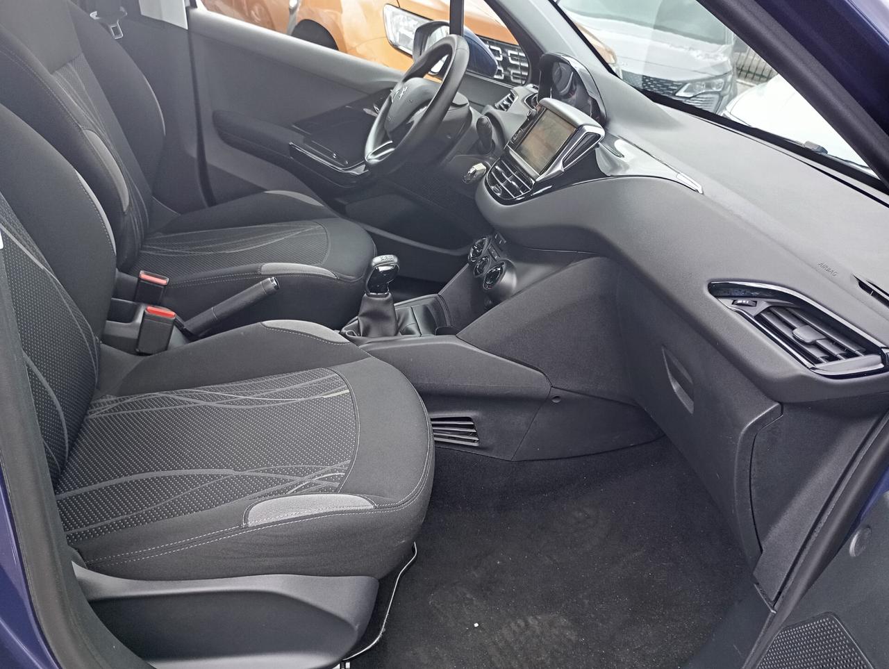 Peugeot 208 5P 1.2 VTi 82CV Active
