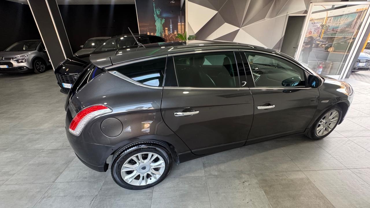 Lancia Delta 1.6 MJT DPF Gold-2012