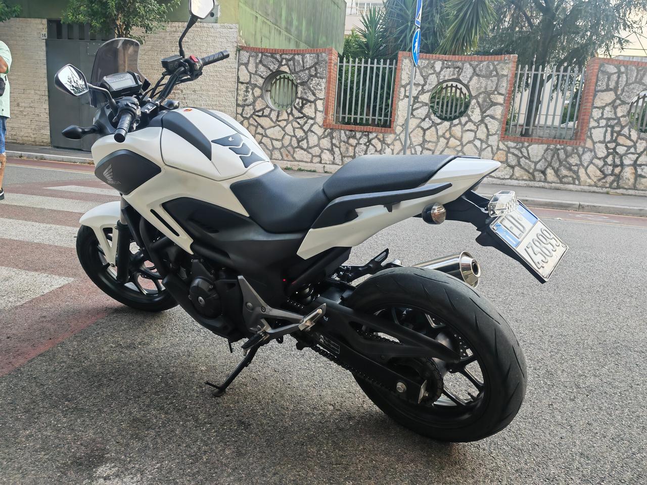 Honda NC 750 S CAMBIO AUTOMATICO