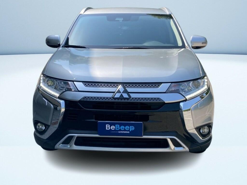 Mitsubishi Outlander 2.0 Mivec Insport 2WD CVT