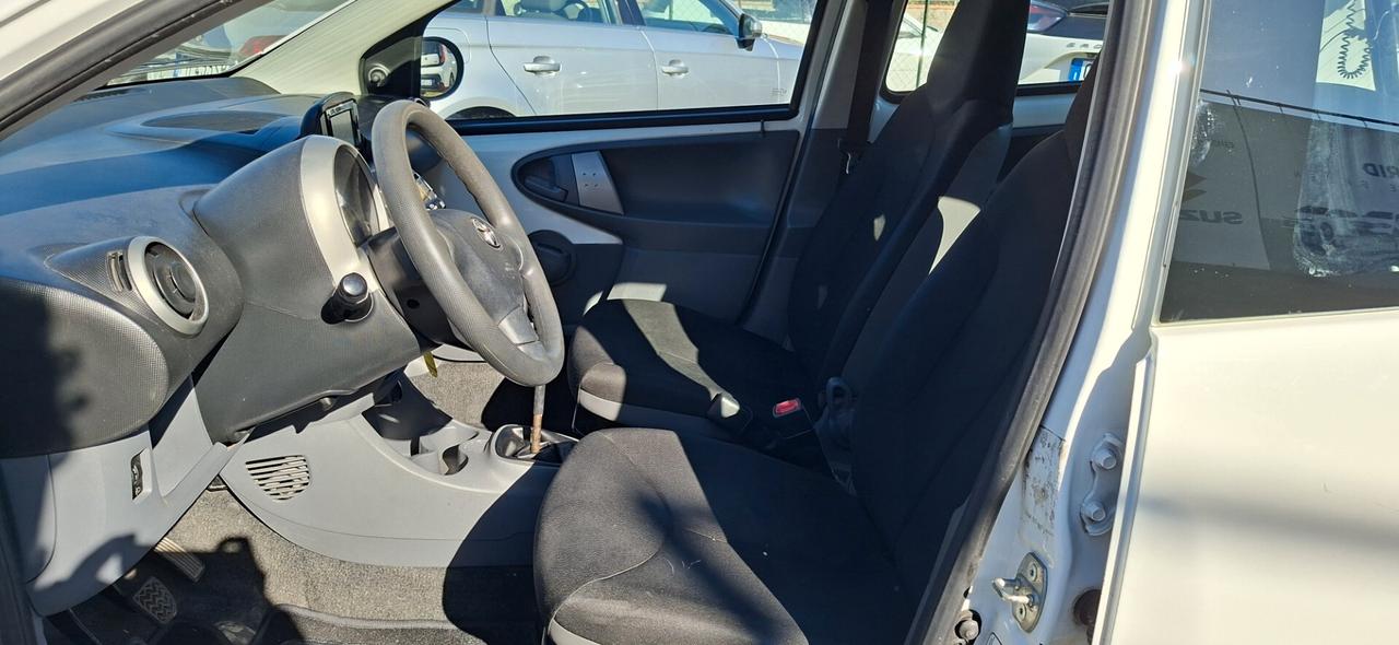 Toyota Aygo 1.0 12V VVT-i 5 porte