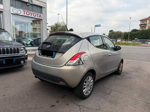 Lancia Ypsilon 1.2 GPL Ecochic Silver NEOPATENTATI