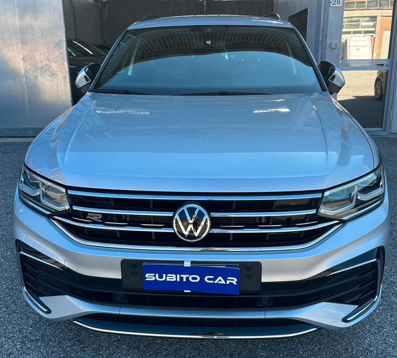 Volkswagen Tiguan 2.0 TDI 150 CV SCR DSG R-Line