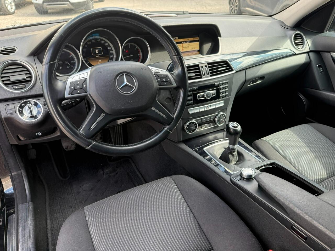 Mercedes-benz C 200 BlueEFFICIENCY Avantgarde