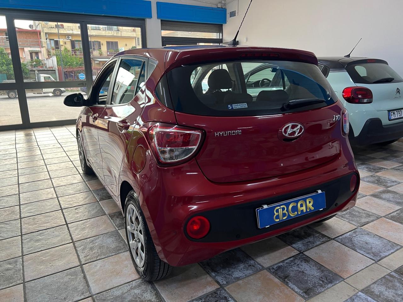 Hyundai i10 GPL CASA MADRE