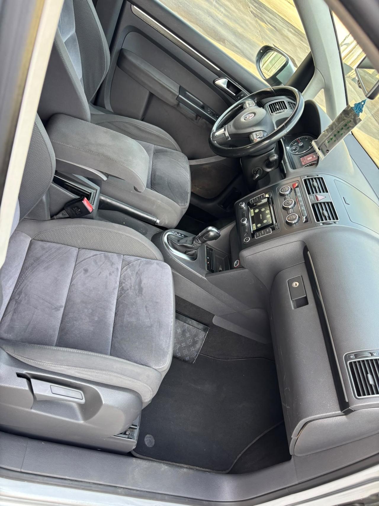 Volkswagen Touran 2.0 TDI 140 CV DSG Highline
