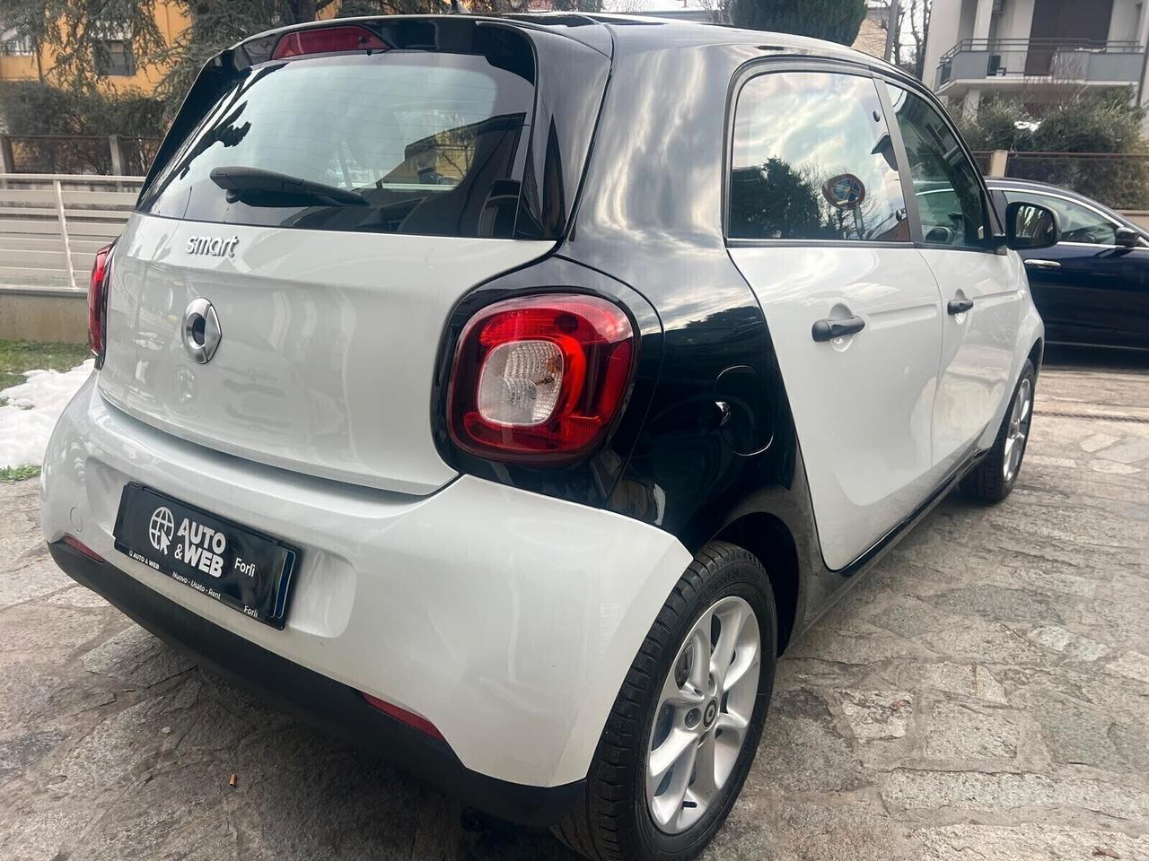 SMART FORFOUR 70 1.0 TWINAMIC PASSION AUT. NEOP.
