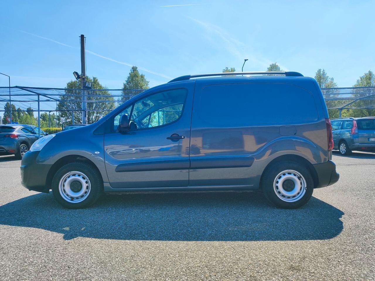 Peugeot Partner 1.6 bluehdi Euro 6 - Autom. - 3 posti