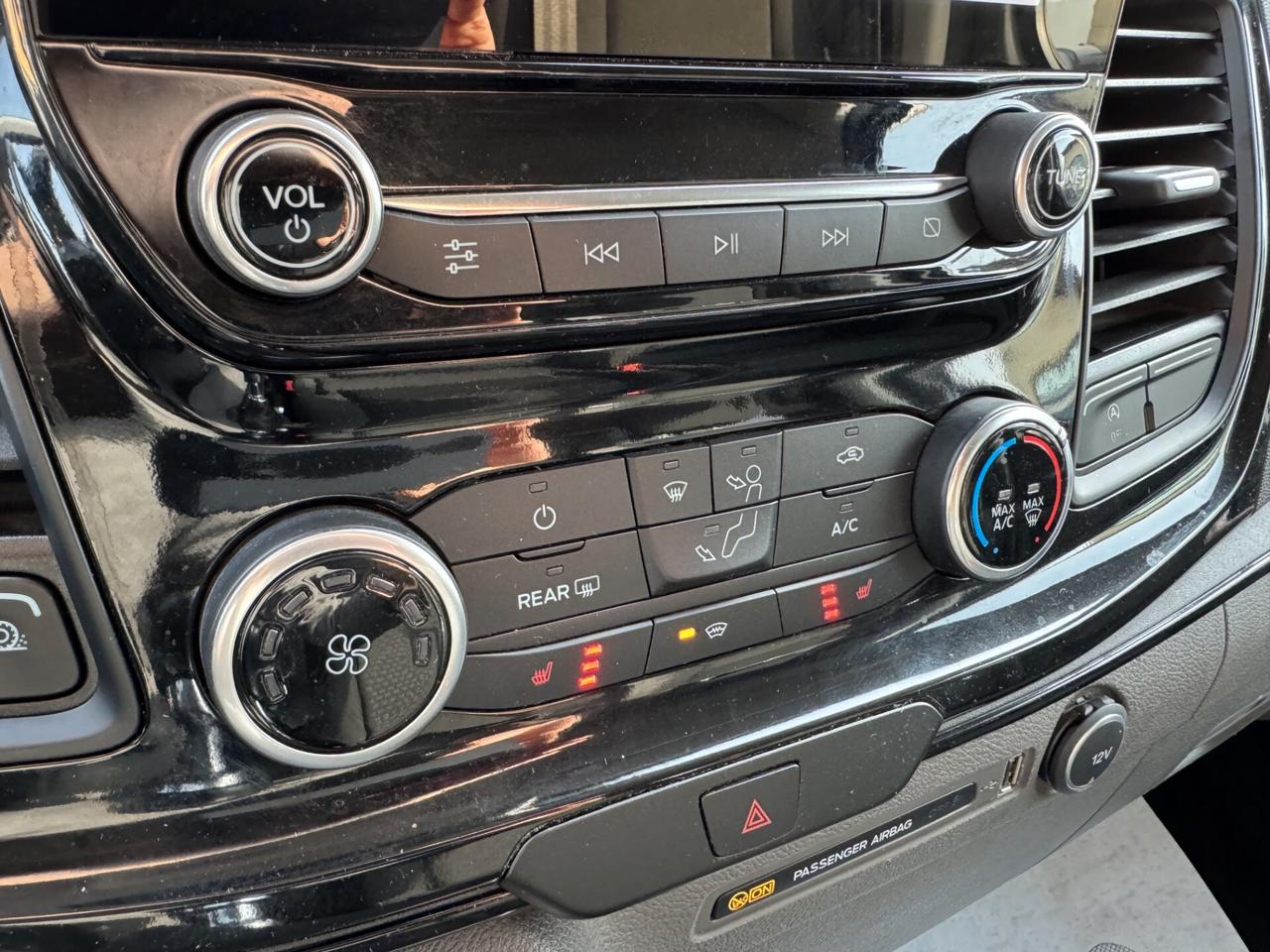 Ford Tourneo Custom Trend 2.0 TDCi 130CV 9posti