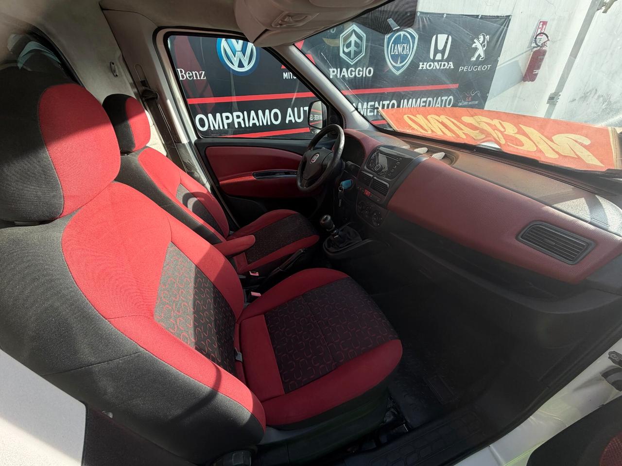 Fiat Doblo 2012 1.4 T-Jet Natural Power