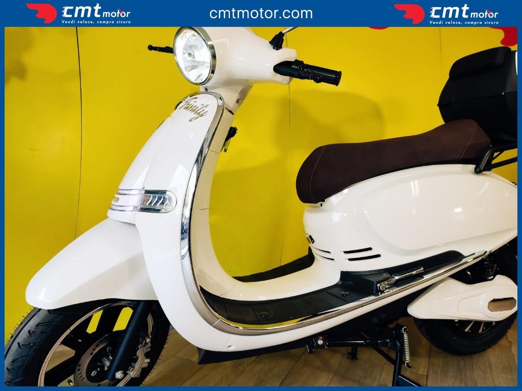 CJR MOTORECO Trinity 5kW Elettrico - Nuova
