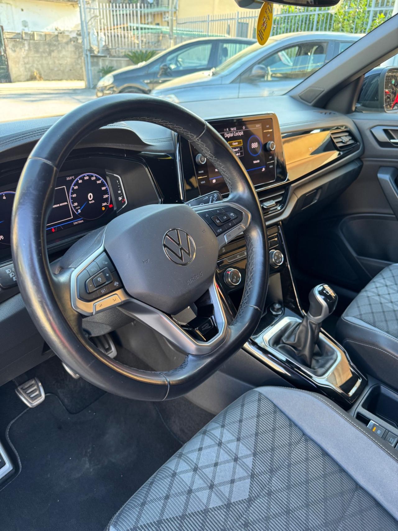Volkswagen T-Roc 1.0 TSI R-Line 2024