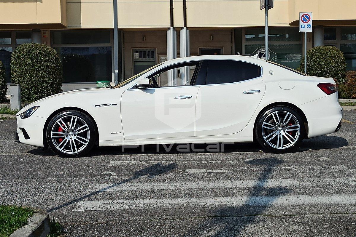 MASERATI Ghibli V6 Diesel 275 CV Gransport