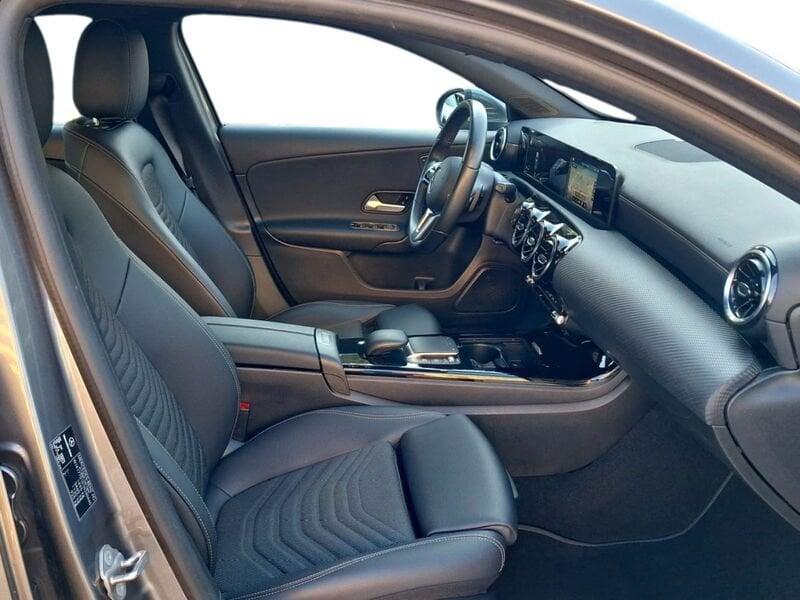 Mercedes-Benz Classe A 180 d 116 CV Automatica NAVI LED Business Extra