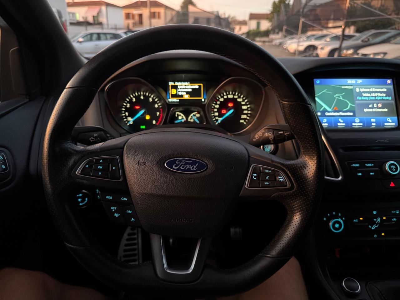 Ford Focus 1.0 EcoBoost 125 CV ST line