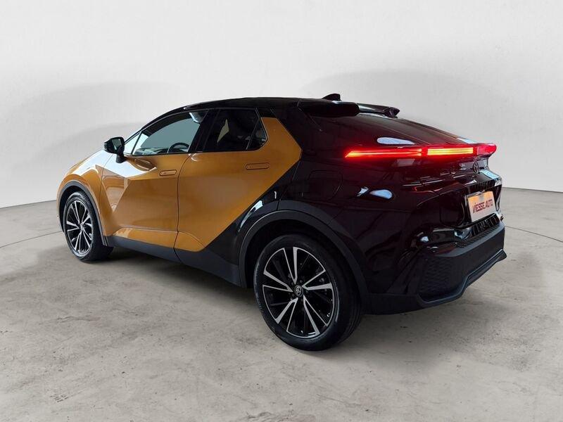 Toyota C-HR 2.0 HV E-CVT Lounge Premiere