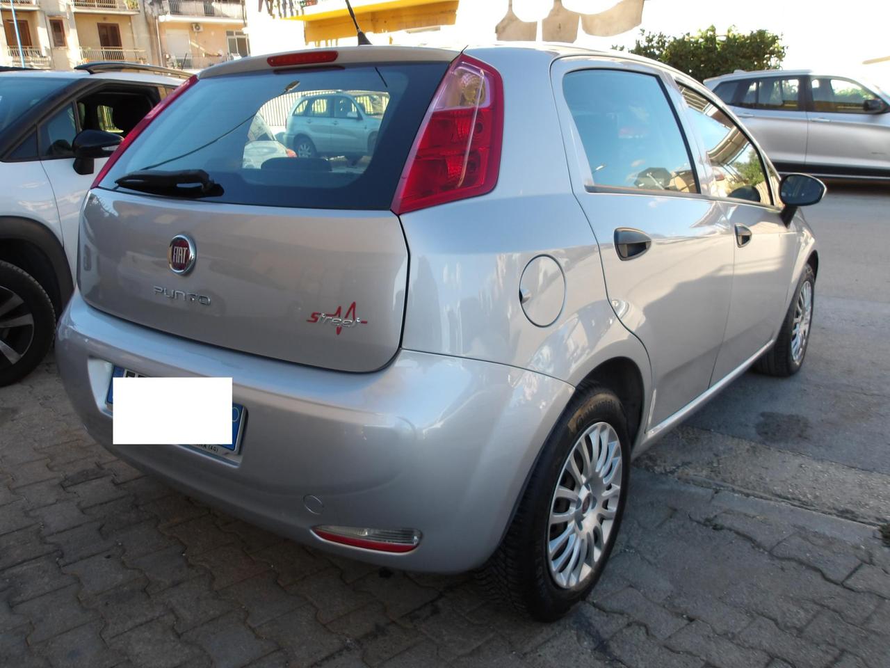 FIAT PUNTO 1.3 MJT II 75 CV 5 porte Street