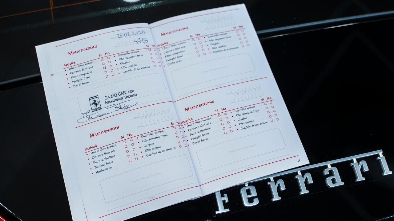 Ferrari Roma 3.9 F1 DCT TOTAL CARBON DISPLAY PASSEGERO SCARICHI IVA ESPOSTA / UNICO PROPRIETARIO S