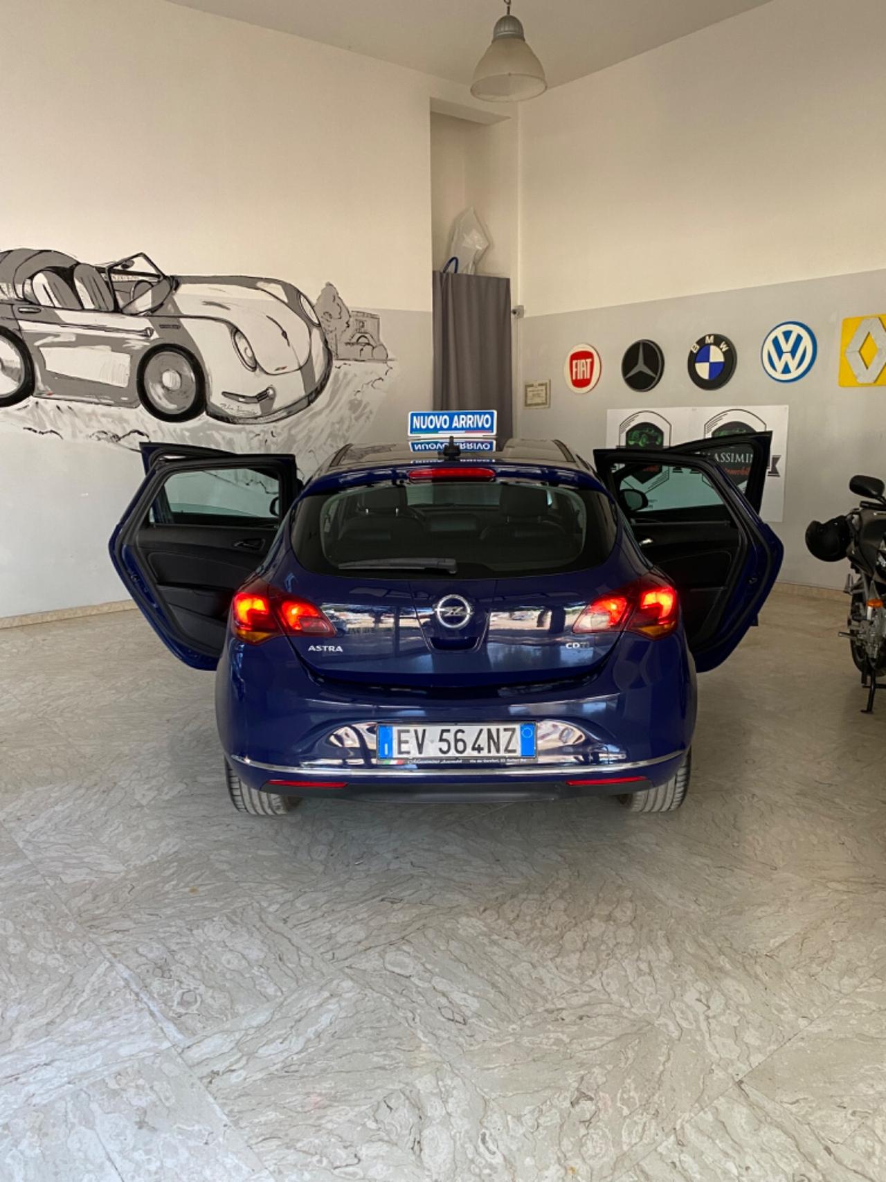 Opel Astra 1.7 CDTI 110CV 5 porte Cosmo