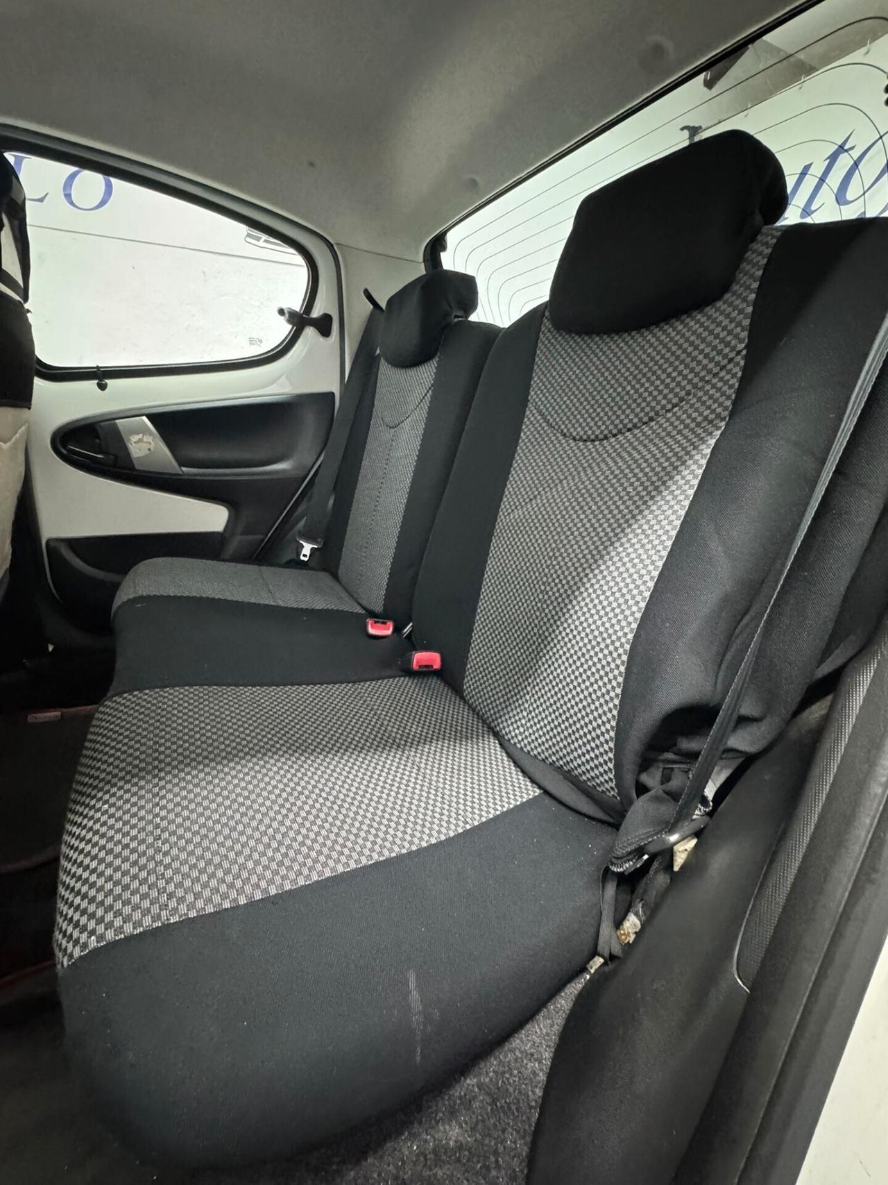 Peugeot 107 1.0 68CV 5p. Superga