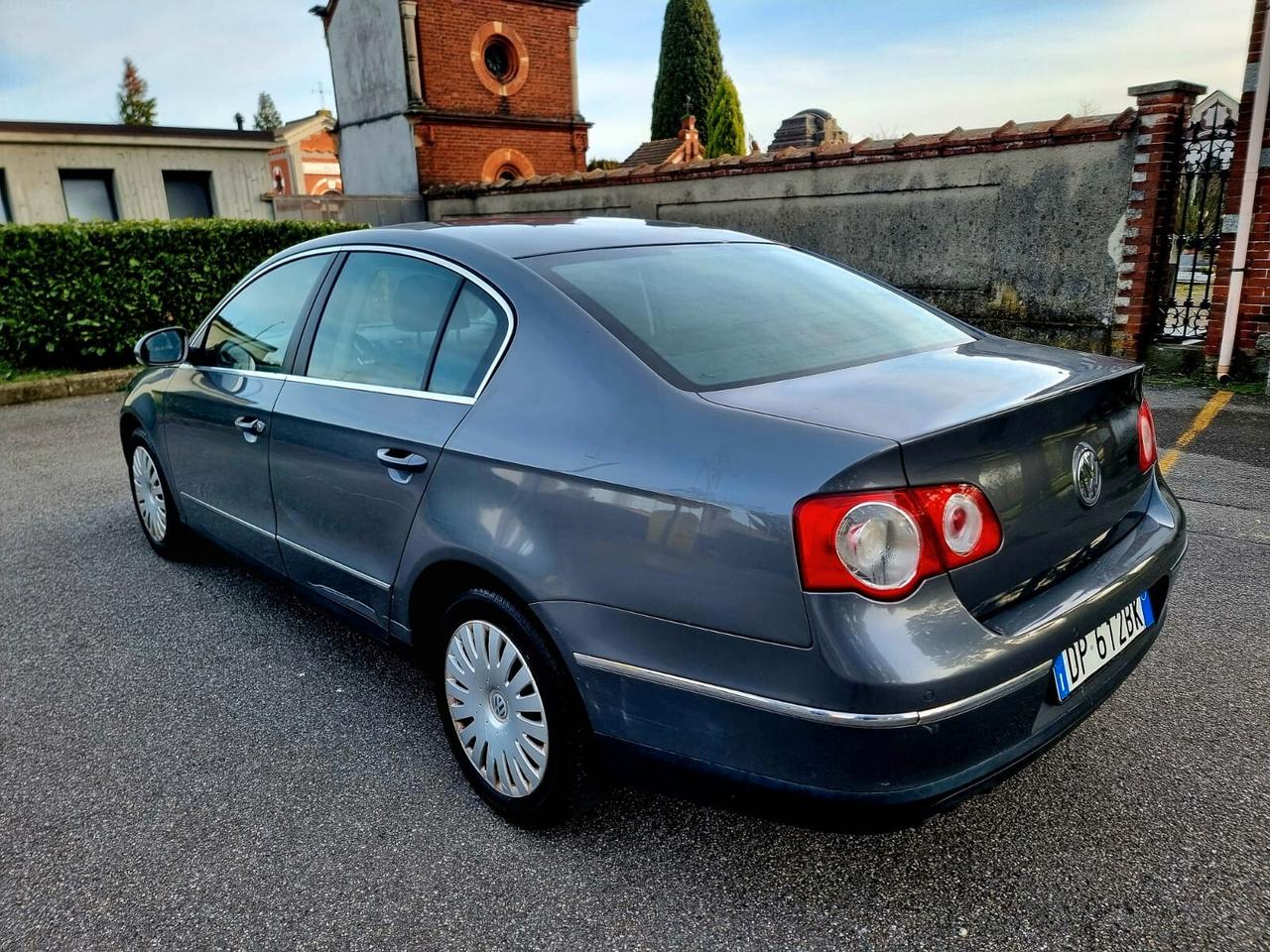 Volkswagen Passat 1.9 TDI/105CV Trendline