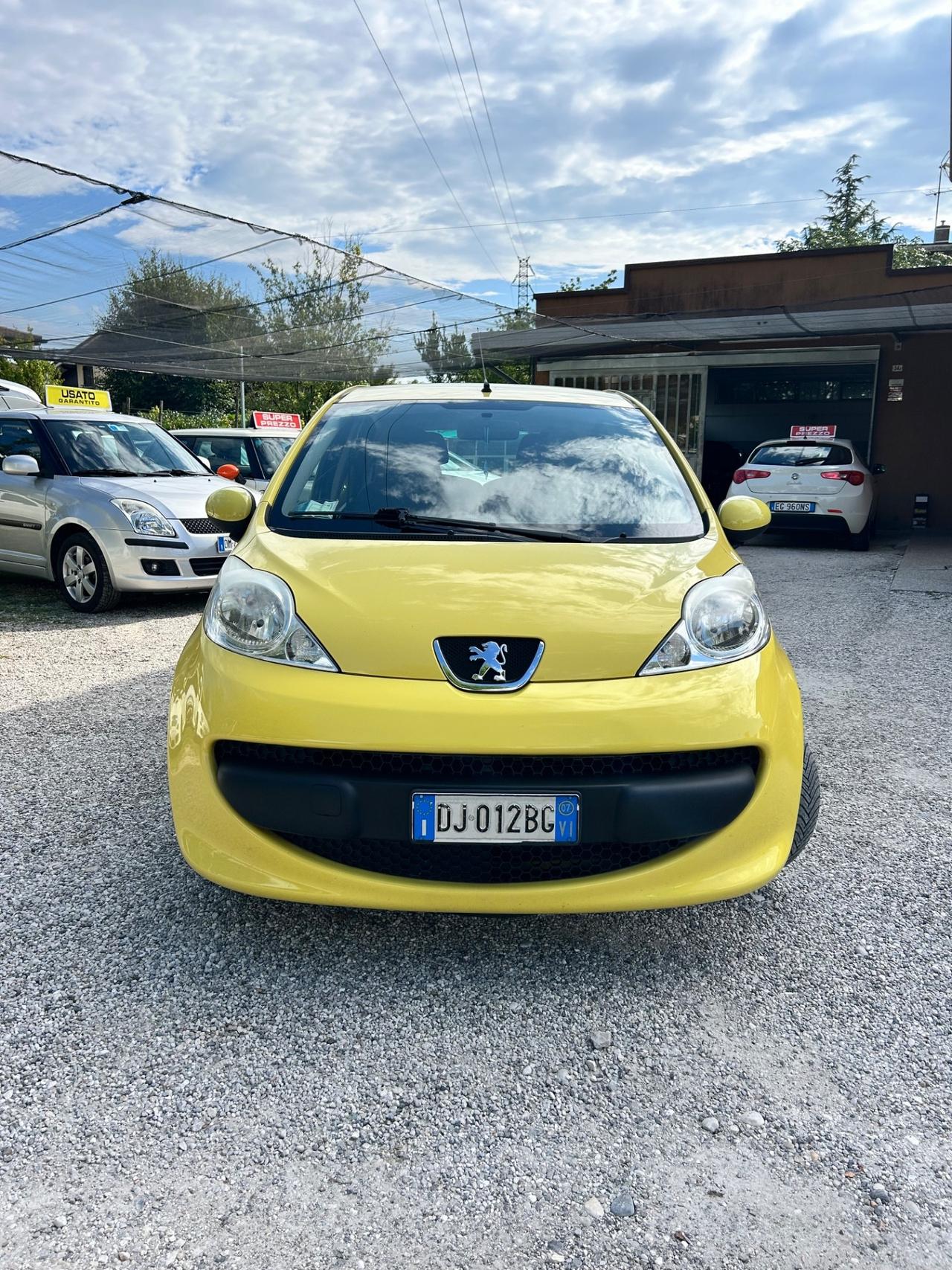 Peugeot 107 1.0 68CV 5p. Desir