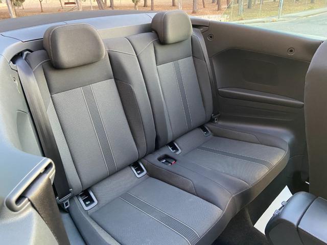 VOLKSWAGEN T-Roc Cabriolet 1.0 TSI Style VIRTUAL COCKPIT-FARI LED