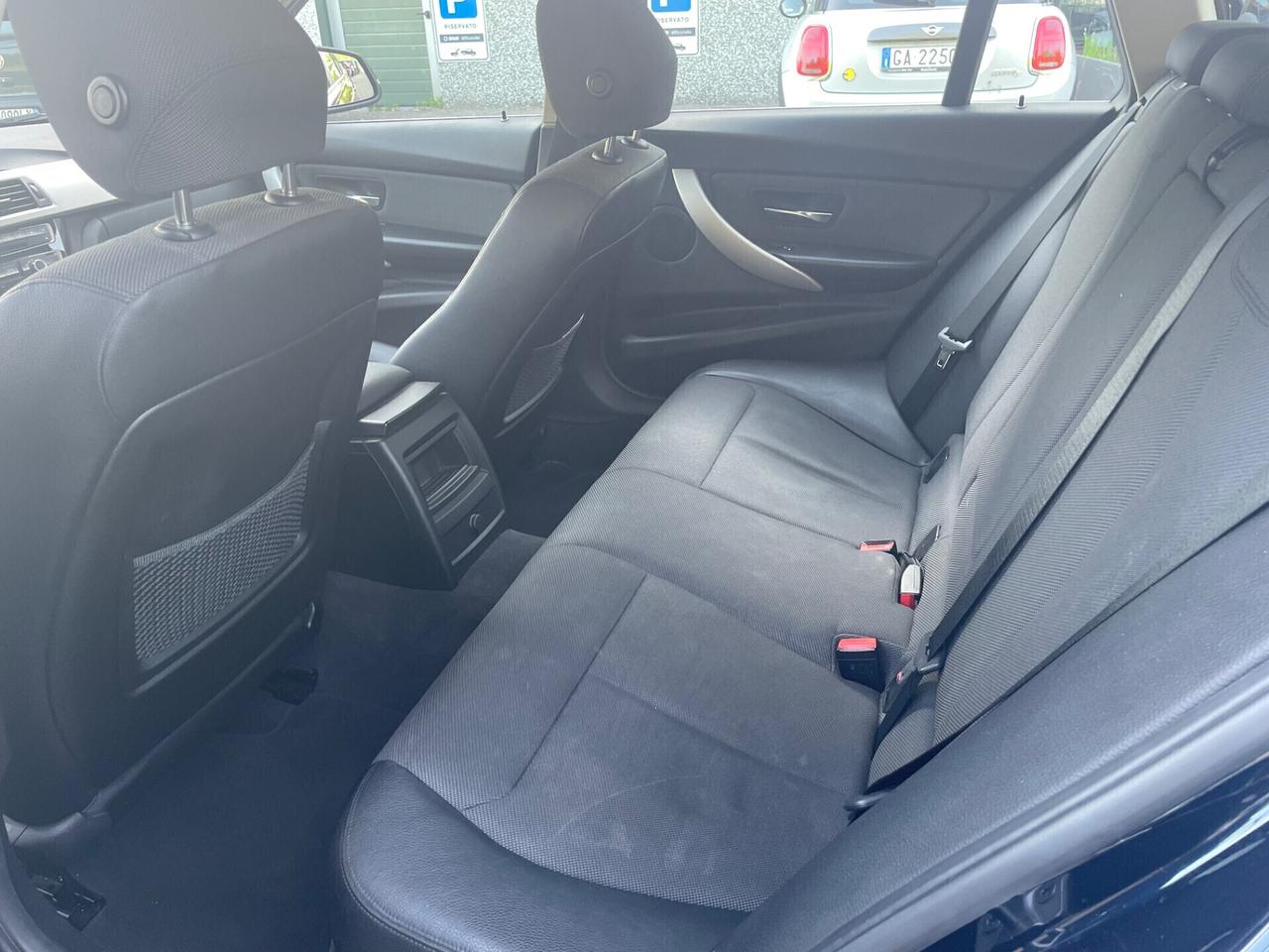 Bmw 318 318i Business Automatik*Neopatentati*Navi*