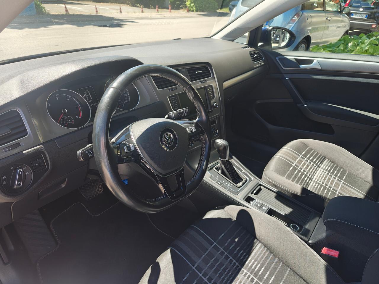 Volkswagen Golf Business 2.0 TDI DSG 5p. Highline BlueMotion Tech.