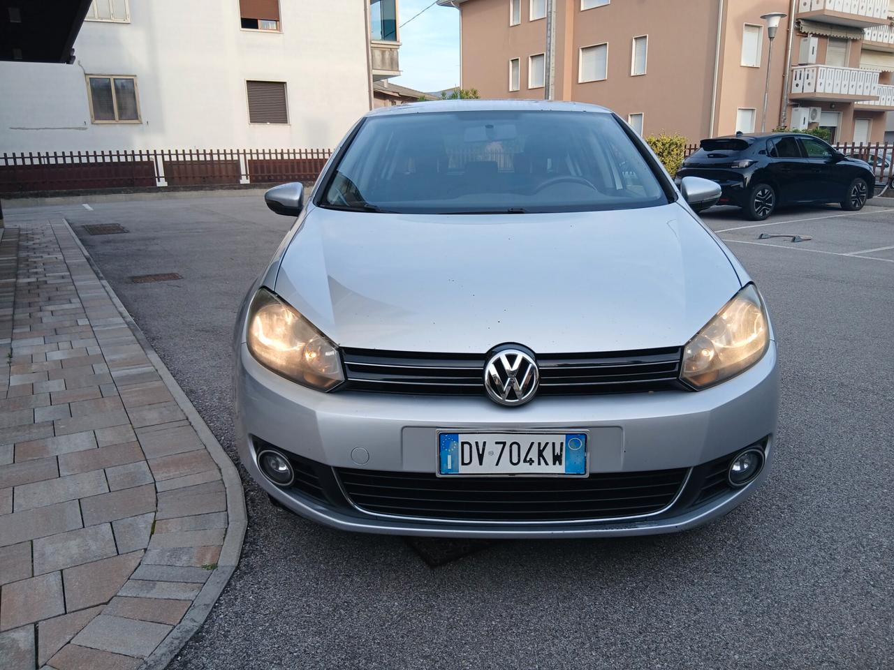 Volkswagen Golf 2.0 TDI 140CV DPF DSG 5p. Highline unico proprietario