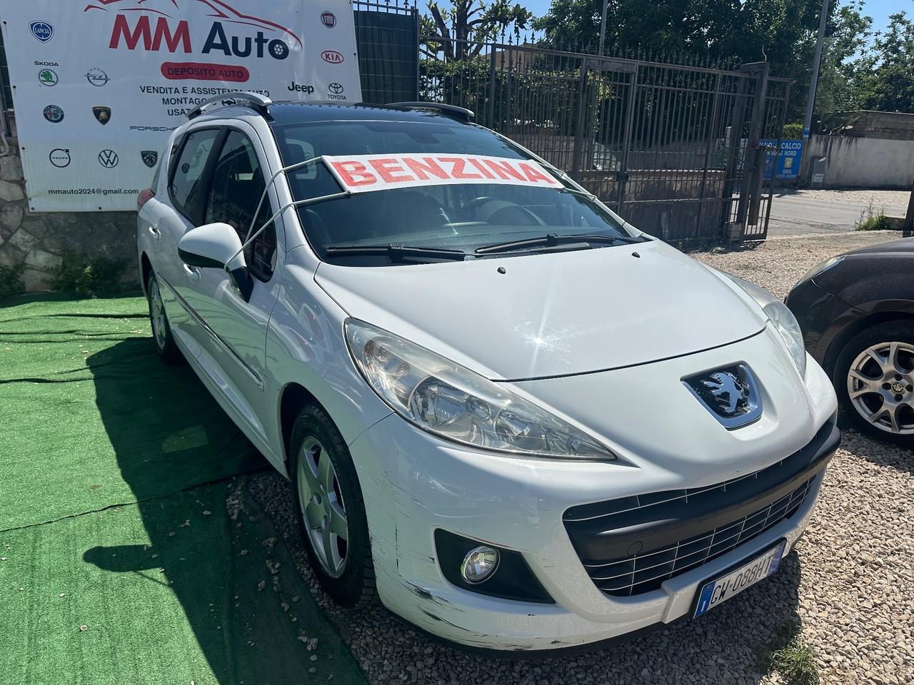 Peugeot 207 1.4 benzina 2011