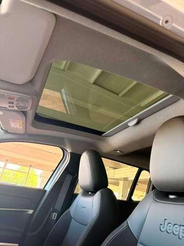 Jeep Avenger MY2025 1.2 100cv Summit + Navi + Tetto + Winter