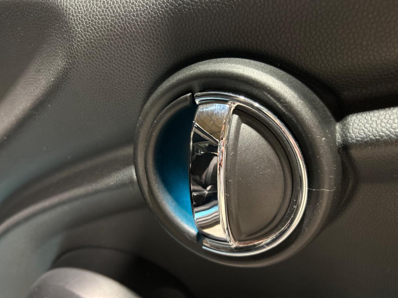 Mini Cooper D 1.5 3p