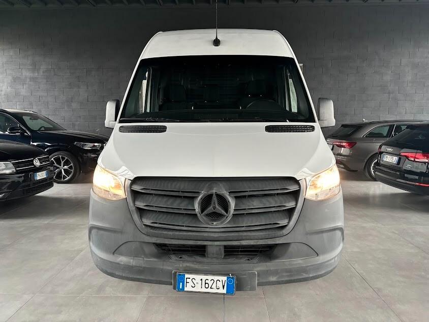 Mercedes-benz Sprinter F37/33 311 CDI 114CV