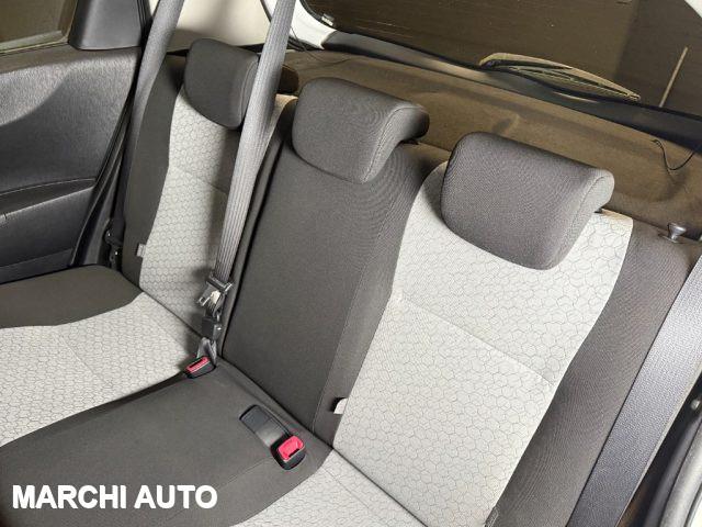 TOYOTA Yaris 1.3 5 porte Lounge