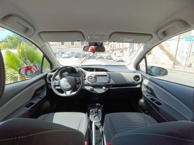 Toyota Yaris 1.5 Hybrid Business 73CV