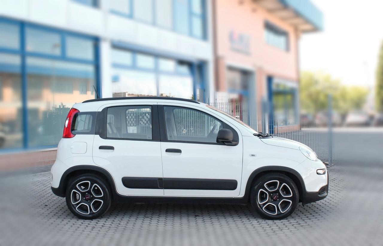 Fiat Panda 1.0 FireFly S&S Hybrid City Life-OK NEOPATENTATI