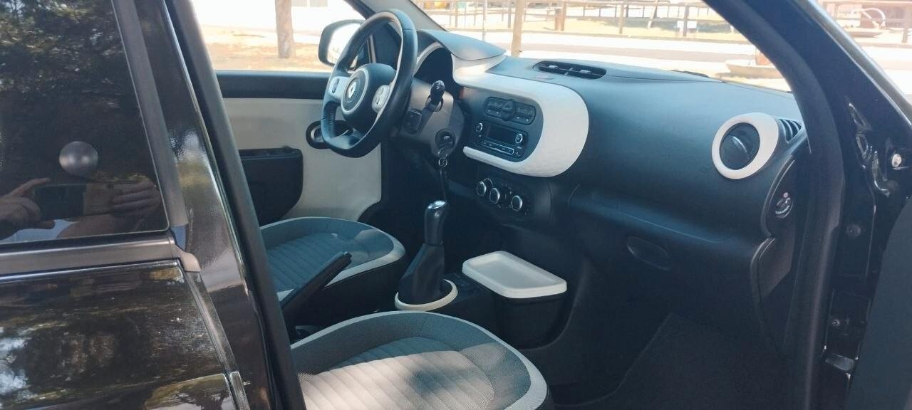 Renault Twingo Zen 1.0 10/16 km 42.382