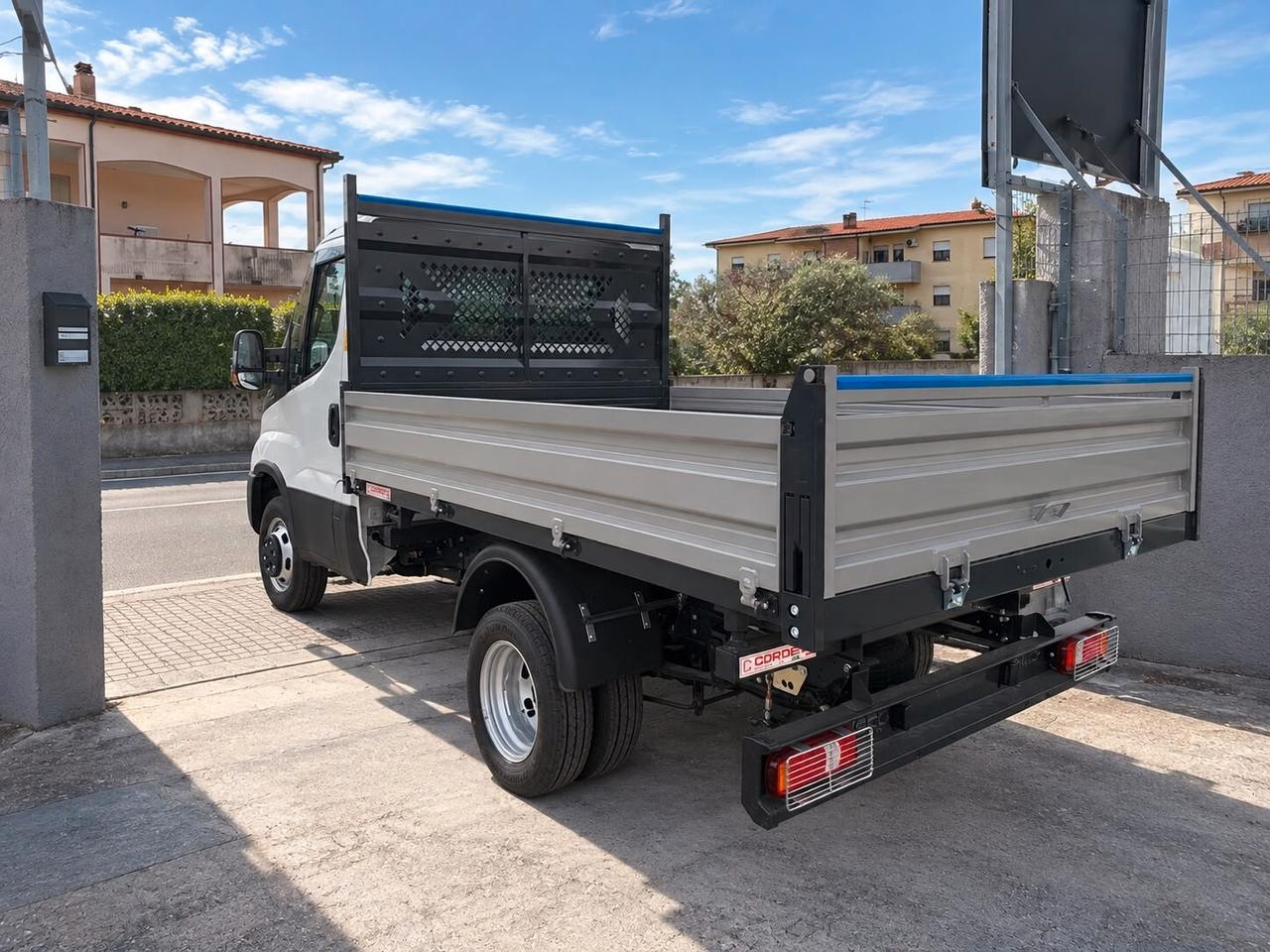 IVECO DAILY KM ZERO-FINANZIABILE