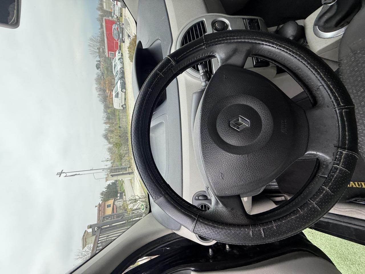 MODUS 1.5 DCI 65 CV