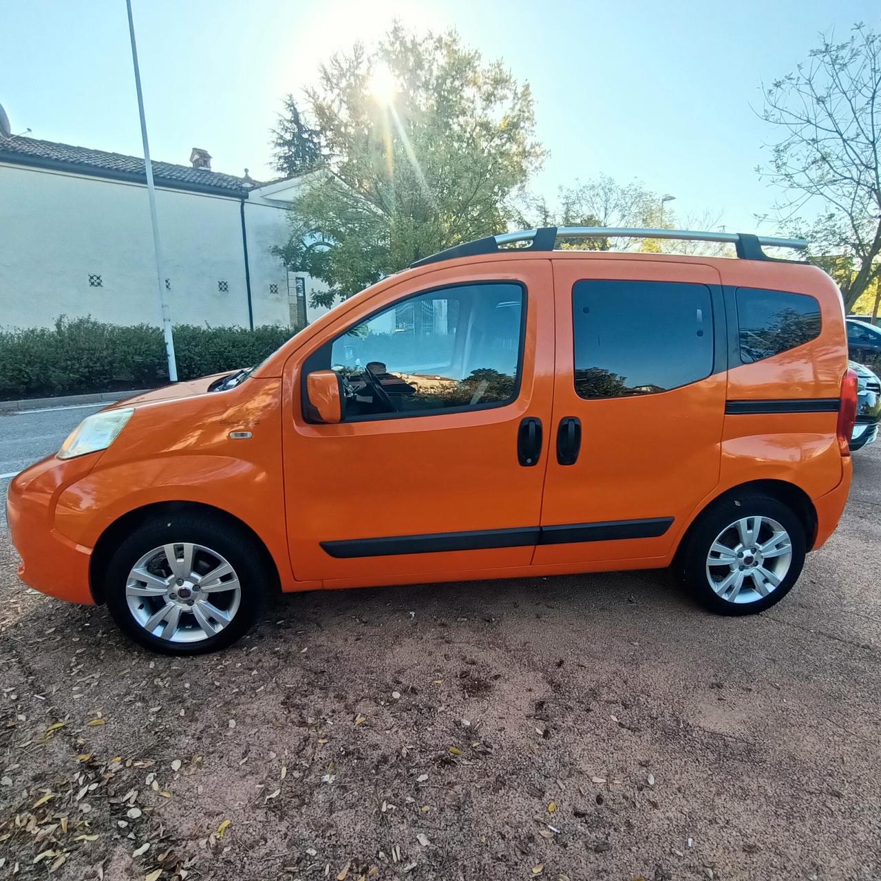 Fiat Qubo 1.4 77 CV neopatentati 117mila km