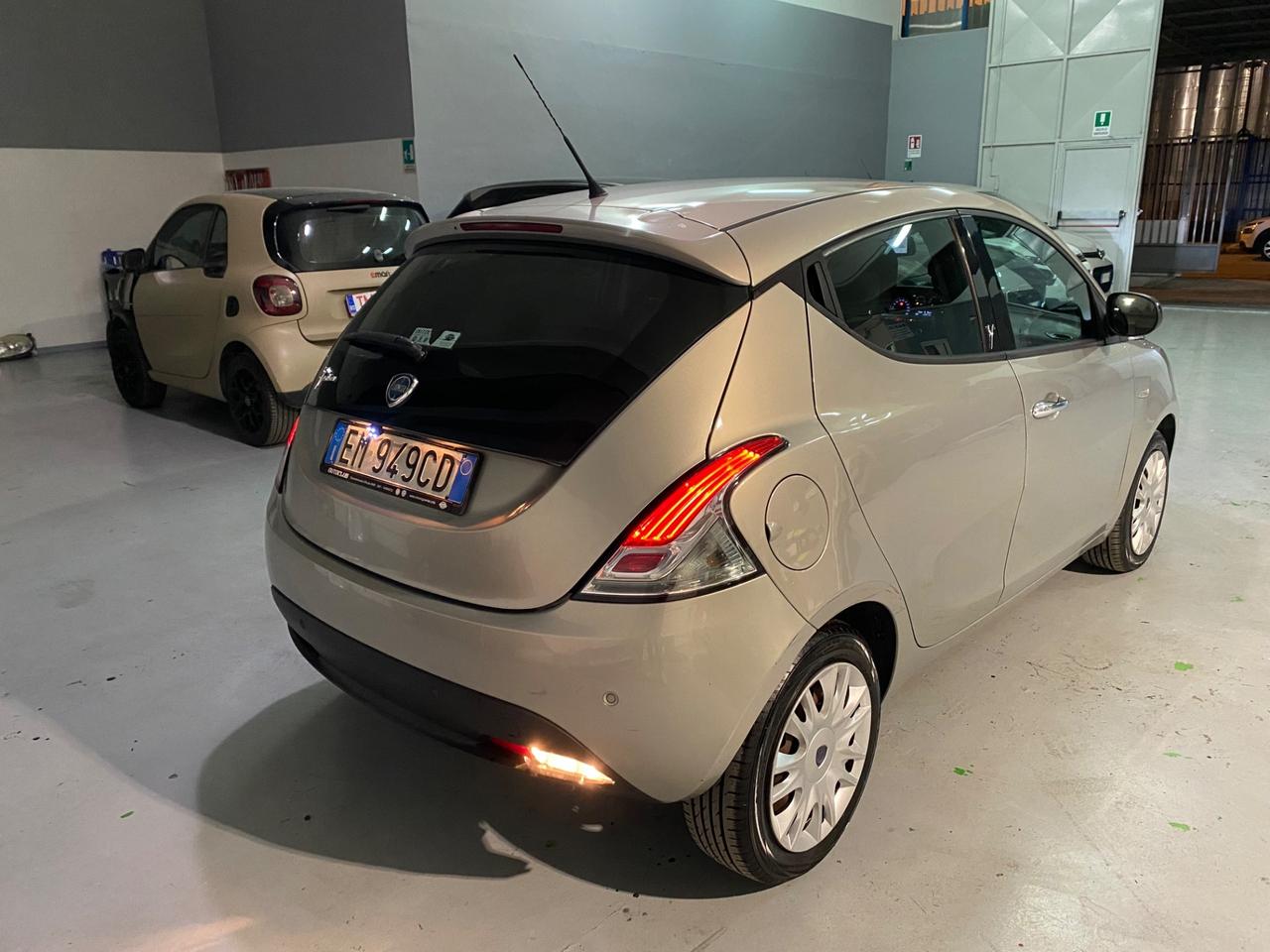 Lancia Ypsilon 1.3 MJT 16V 95 CV 5 porte S&S Gold