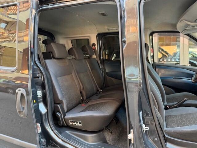 Fiat Doblo 2.0 MJT 16V Dynamic 7 Posti
