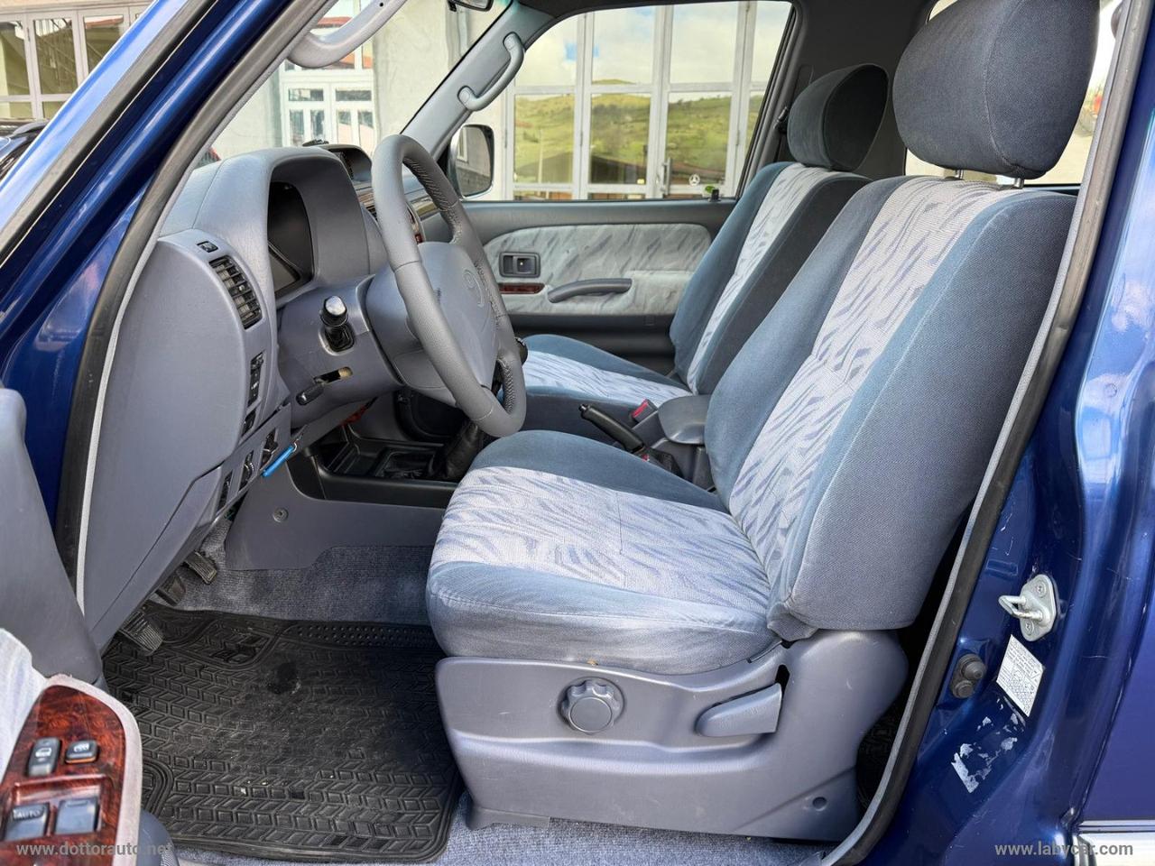 TOYOTA Land Cruiser 3.0 TD 3p. KZJ90 GX