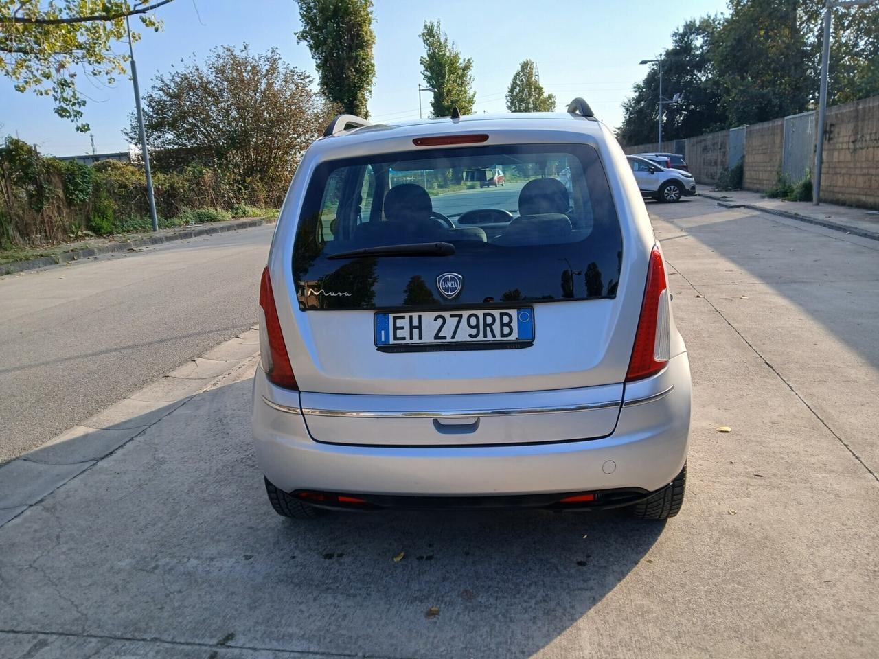 Lancia MUSA 1.3 Mjt 95 CV 5th Avenue anno 2011