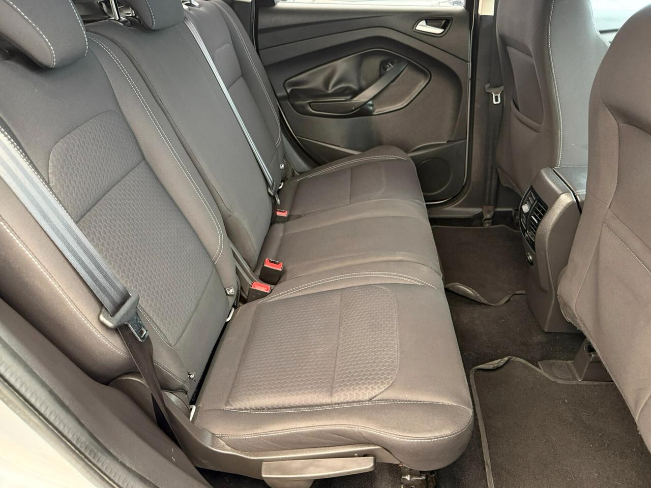 Ford Kuga 2.0 TDCI 150 CV S&S 2WD Titanium